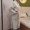 Халат женский (микрофибра; размер 48-50; кремовый)